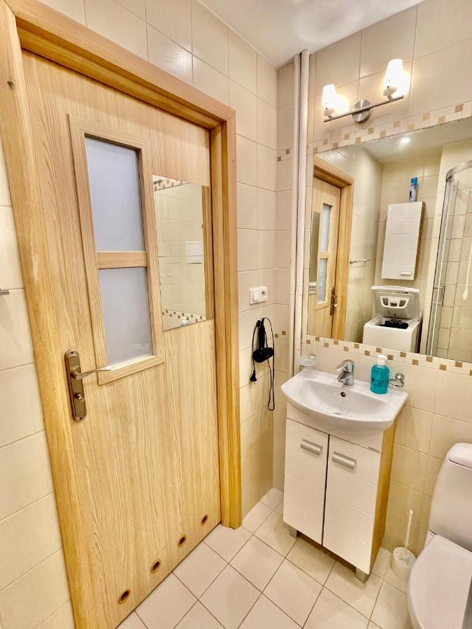 Apartament Super Red Centrum View In Town 2x Metro Fast Wifi 300 Mbs Netflix Appletv Smarttv Spotify Panorama Miasta *